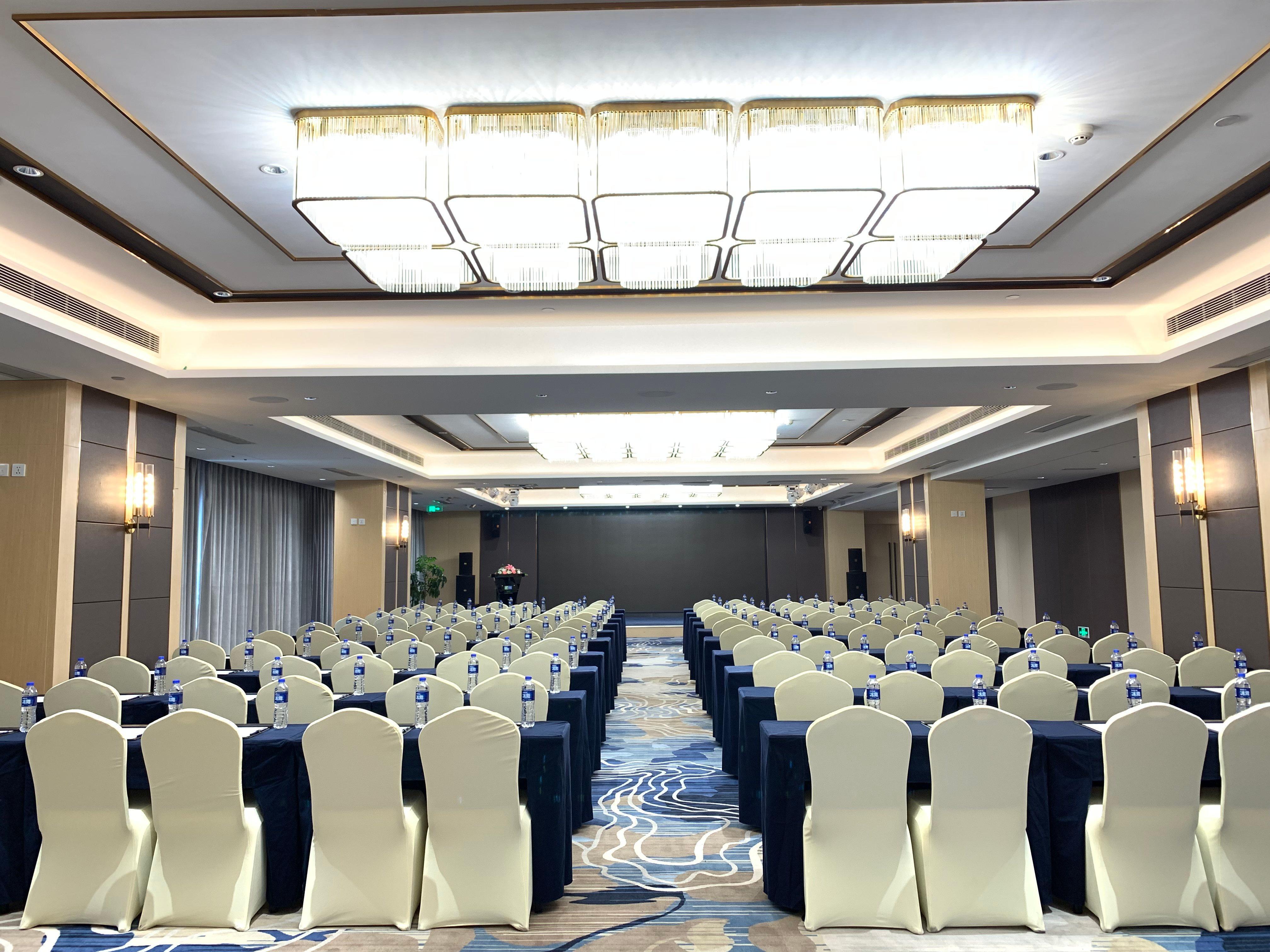 Holiday Inn Express Chengdu Tianhe By Ihg Pixian Екстериор снимка