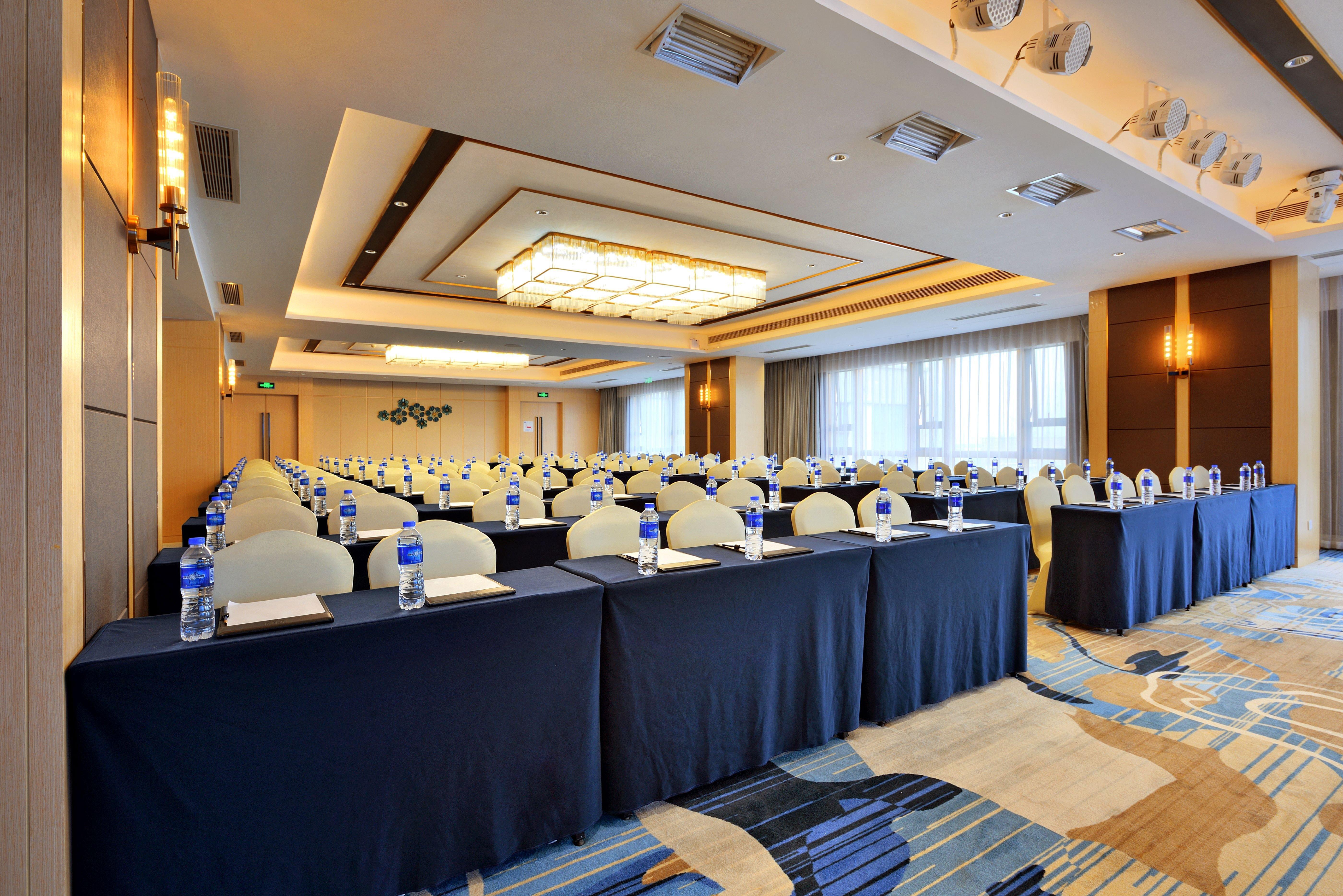Holiday Inn Express Chengdu Tianhe By Ihg Pixian Екстериор снимка